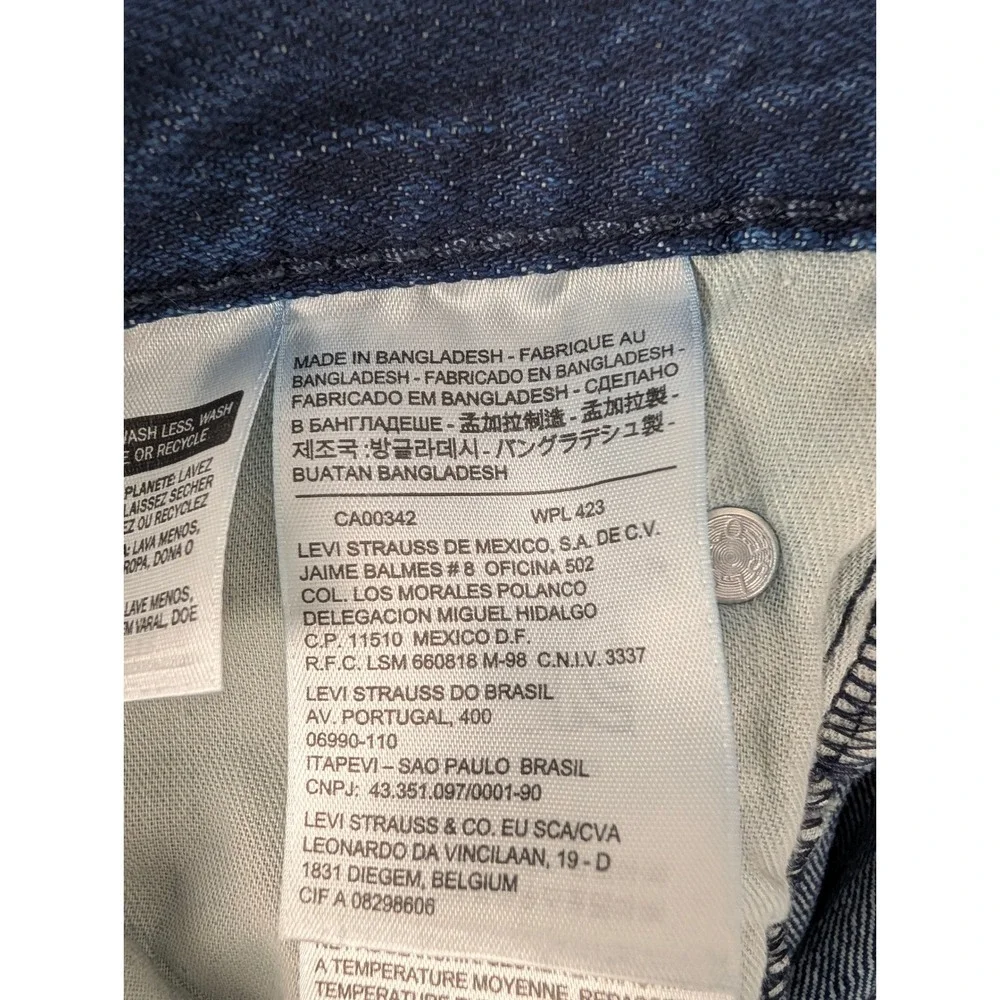 Levis levi 569